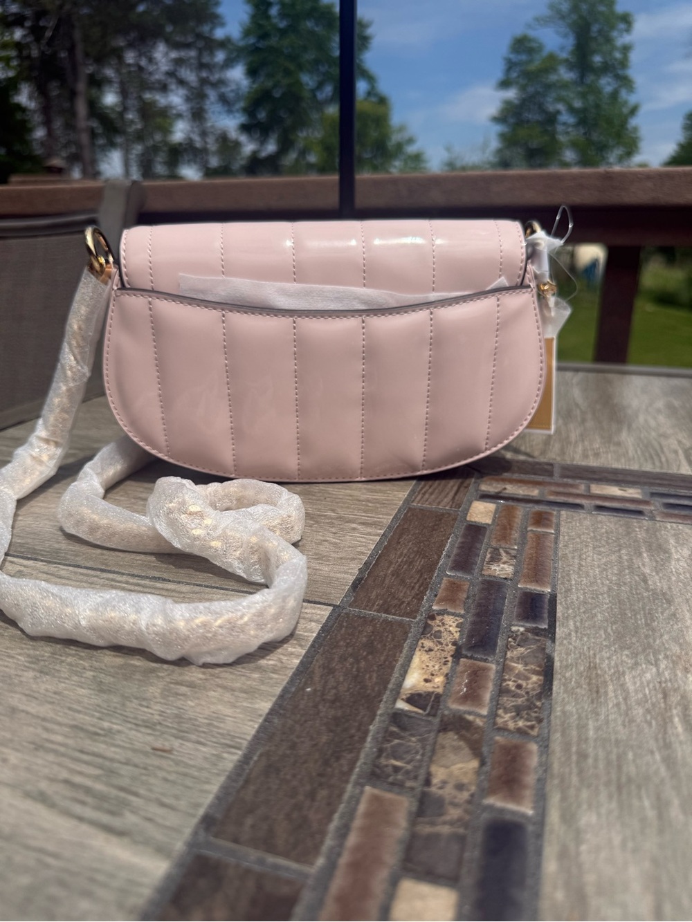 NWT Michael Kors Mila Small Pale Pink Patent Convertible Crossbody Bag - Picture 4 of 8